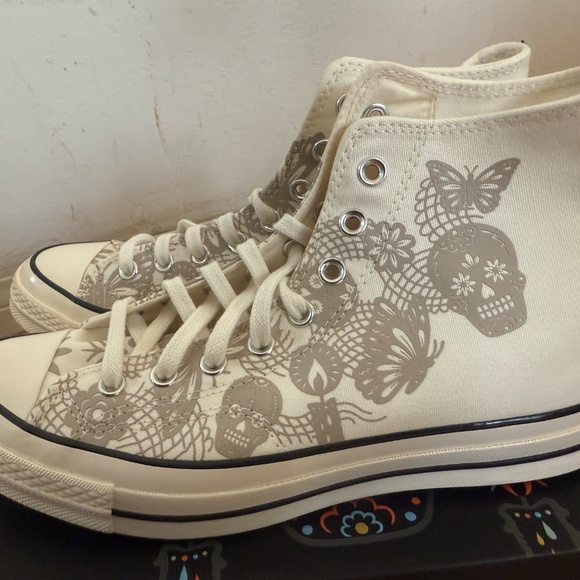 Converse Chuck 70 High Mi Gente Dia De Muertos Shoes Size Mens 9 or Womens 11 - Picture 3 of 12